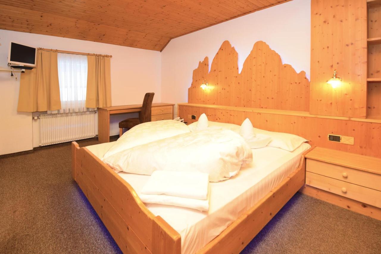 Hotel Chalet Olympia モングエルフォ エクステリア 写真