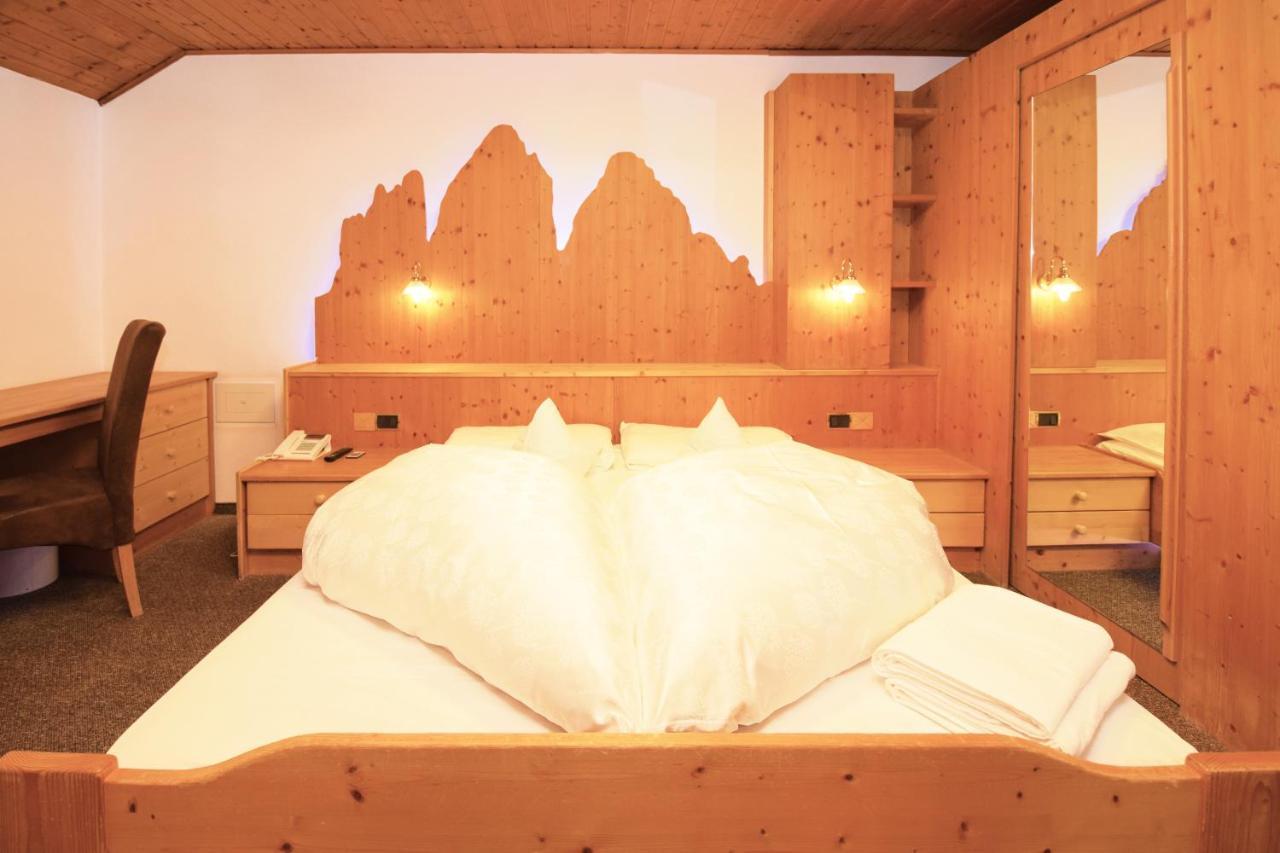 Hotel Chalet Olympia モングエルフォ エクステリア 写真