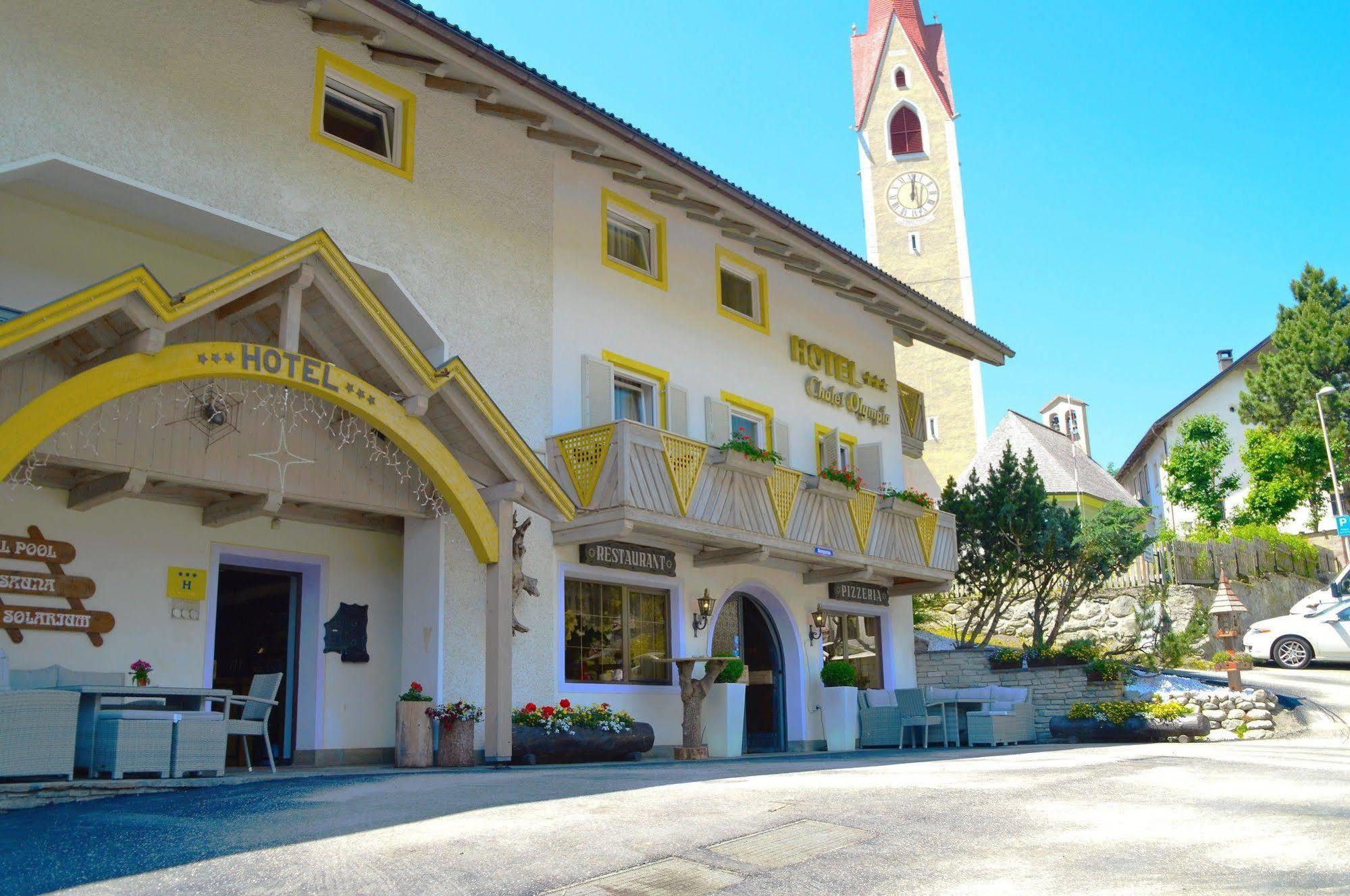 Hotel Chalet Olympia モングエルフォ エクステリア 写真