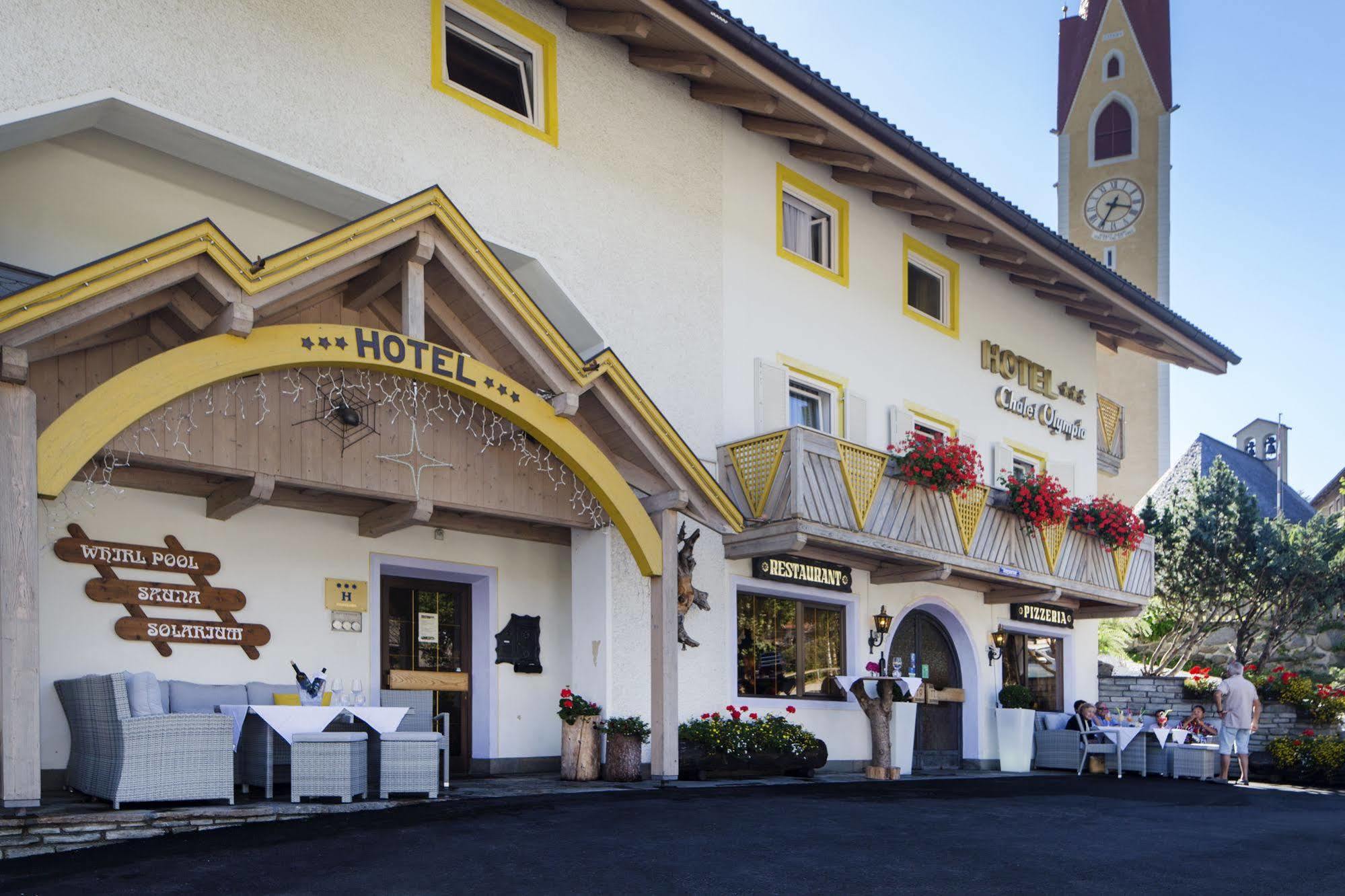 Hotel Chalet Olympia モングエルフォ エクステリア 写真
